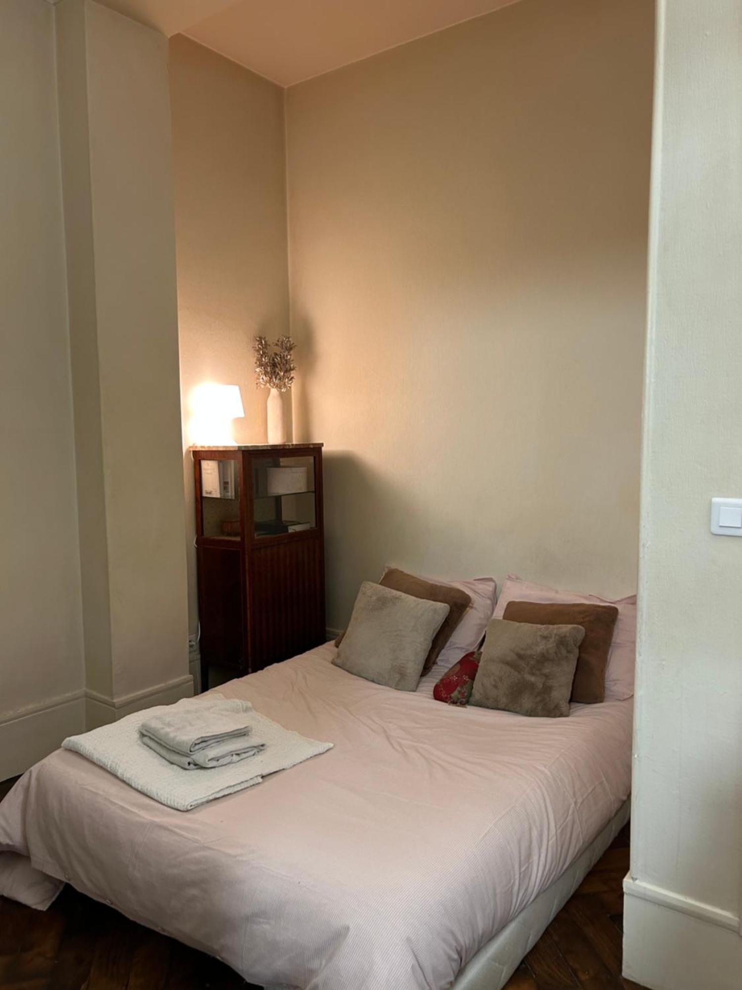 Appartement Typiquement Parisien Cosy Parijs
