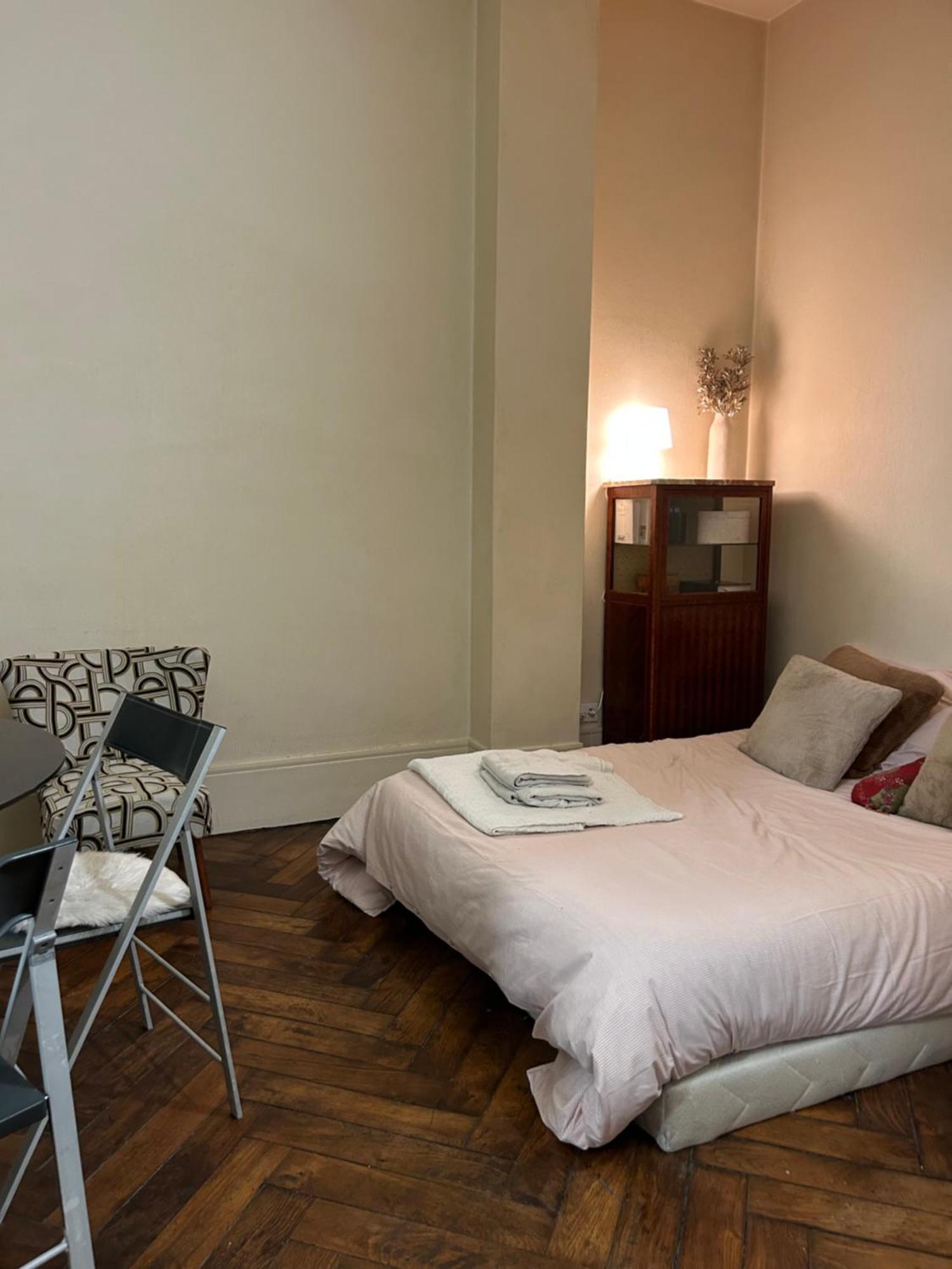Typiquement Parisien Cosy Appartement